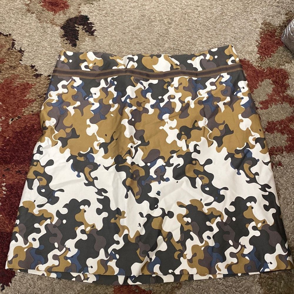 ❤️ WORTH Camo Print Skirt ❤️